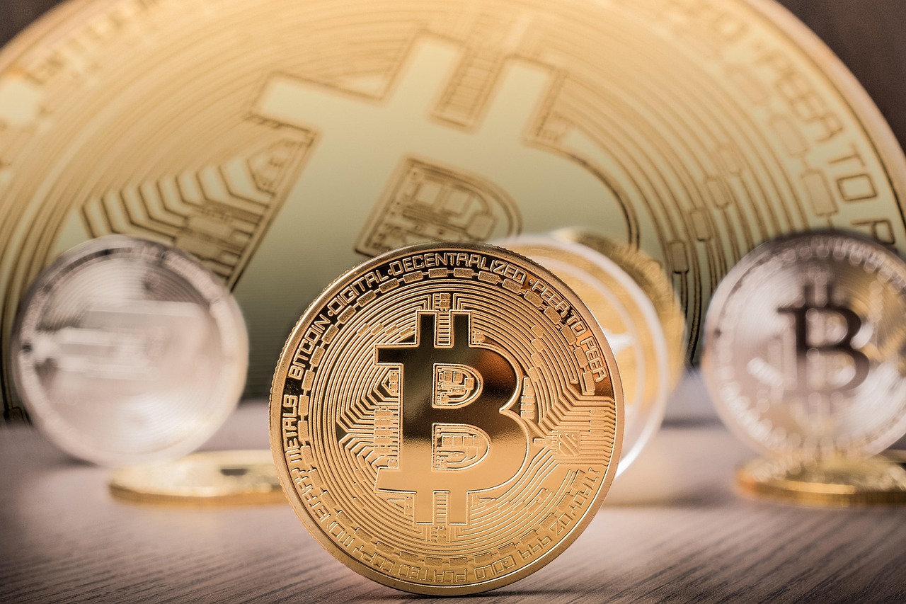 马斯克回归特斯拉、减少DOGE工作！TSLA与狗狗币双双暴涨